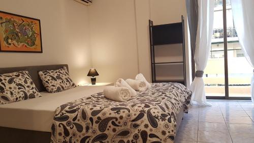 Palette Apartment Champagne - Athens Center 6 BD 3 BATH - image 4