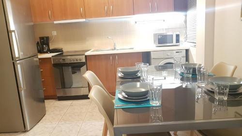 Palette Apartment Champagne - Athens Center 6 BD 3 BATH - image 11