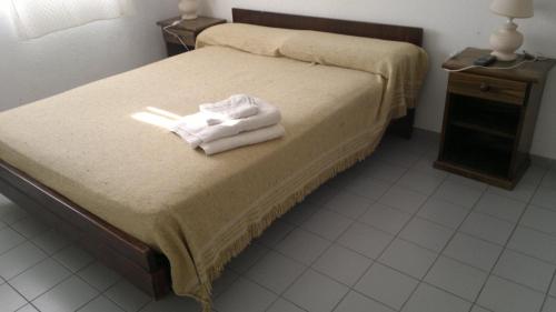 1 double bed