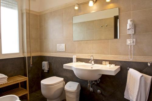 Hotel Ristorante Centosedici - image 13