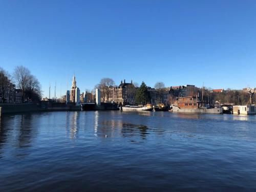 Botel Elodie – Amsterdam, NY
