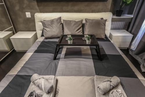 Stylish Apartment Near Duomo - image 4