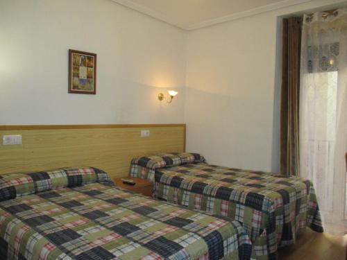 Pensión Martín Room Type - Twin Room with Private Bathroom
