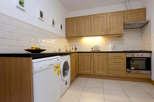 Glencourt Apartments - main image
