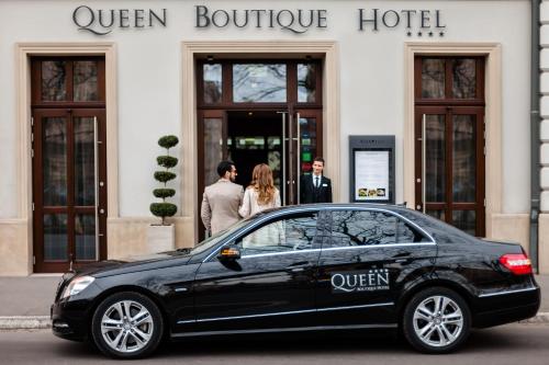 Queen Boutique Hotel - image 7