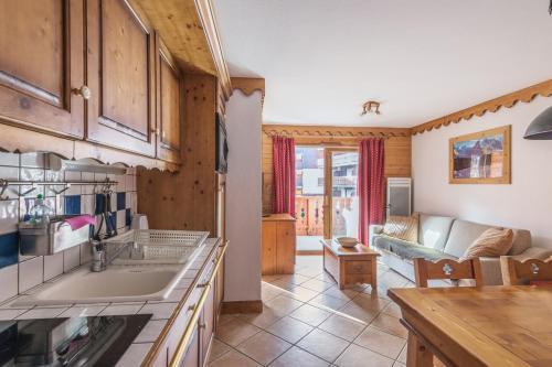Select Two-Bedroom Apartment (6 People)