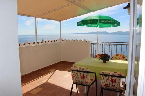  Apartment Pisak 16239f, Pension in Pisak