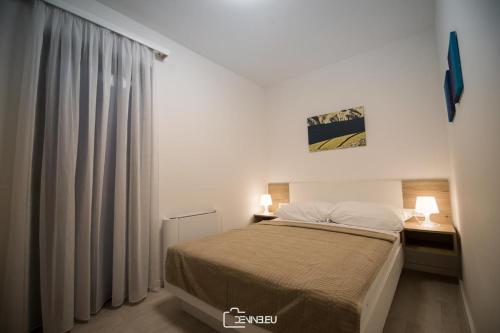 Seaside apartments with a swimming pool Vidalici Pag - 11930 - image 2