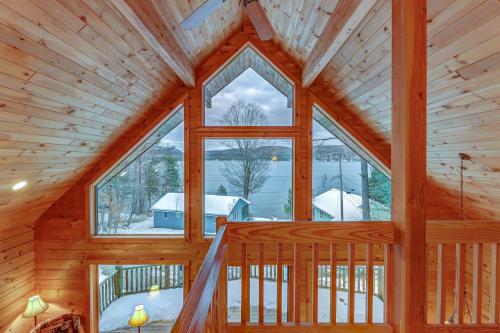 Contemporary ADK 5 Bedroom Chalet on Schroon