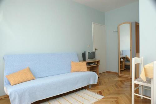 Apartments with a parking space Vodice - 4172 - image 5