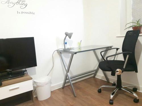 Lavi's house-East Milton Keynes