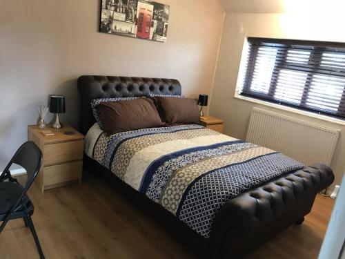 Charlbury Close Double Room, , Essex