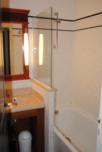 Lacanau Ocean T2 rez-de-jardin - Domaine du golf - piscine - golf