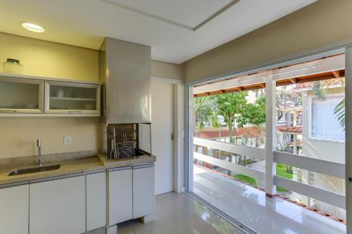 Two-Bedroom House 647 image 3