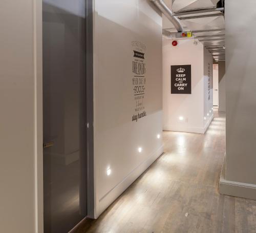 Corporate Event Venue | 4 Bedroom Loft at the Holland Hotel Montreal by Simplissimmo