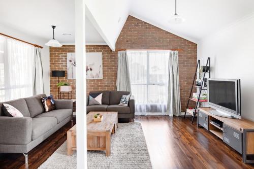 Cyprus Place in มาเซดอน