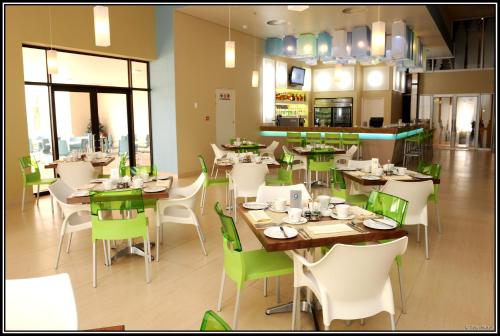 Restaurant, Peermont Metcourt at Emperors Palace Johannesburg in Johannesburg