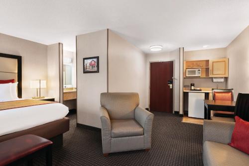 Hawthorn Suites by Wyndham Lancaster in Lancaster, USA