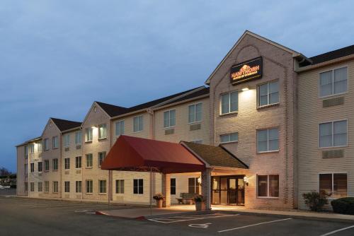 Hawthorn Suites by Wyndham Lancaster