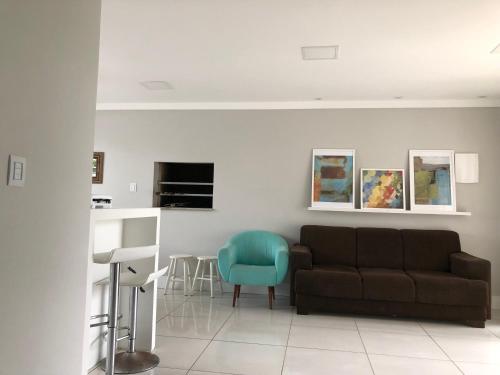 3 bedrooms, 4 beds