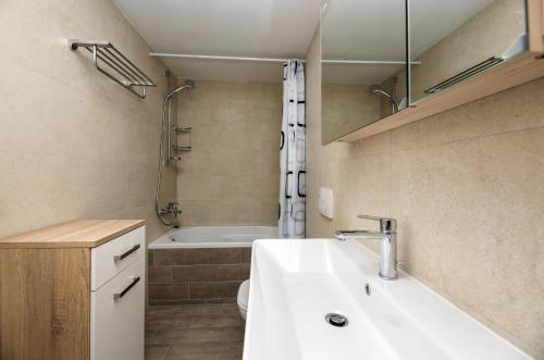 Apartments Roko - image 7