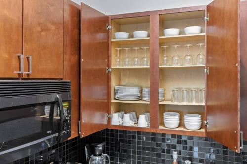 Trifecta Spacious & Beautiful Wifi Superhost Trifecta Spacious & Beautiful Wifi Superhost