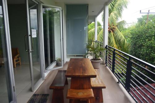 Balcony/terrace, Footprints Xperience Hostel in Lingsar