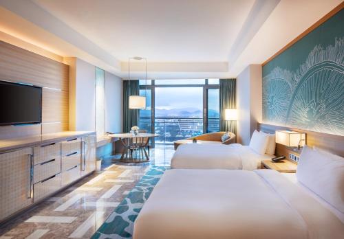 Twin room, imperial, club, partial ocean view, park view, water view