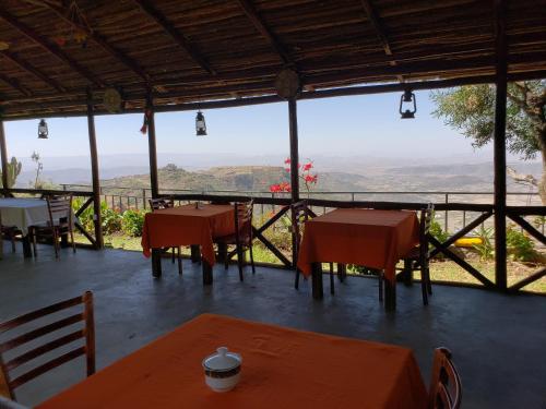 Top Twelve Hotel - Lalibela