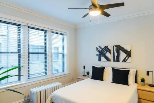 Best Deal 2BR Apt Near Restaurants Starbucks - image 10