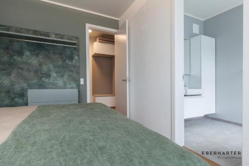 Hermitage Apartments - image 3