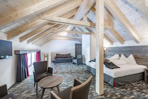 Hotel Burgstein - Inklusive Summer Card Room Type - Suite with Balcony