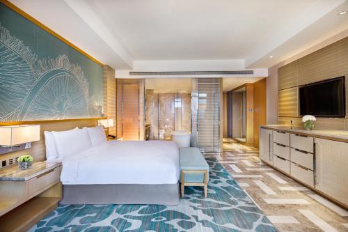 room detail thumbnail 1