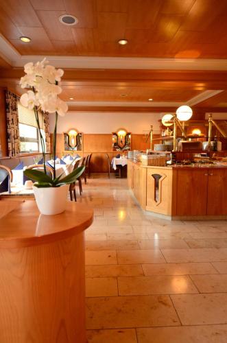 餐廳, 阿爾巴哈霍夫酒店 (Hotel Altbacher Hof) in 阿爾特巴赫