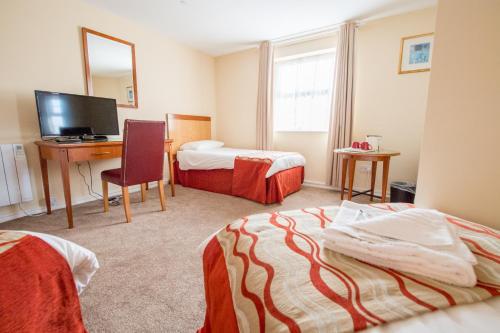 The Black Horse Inn - image 10