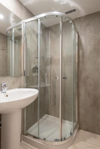 Junior Suite Apartment (1-5 adults) image 6