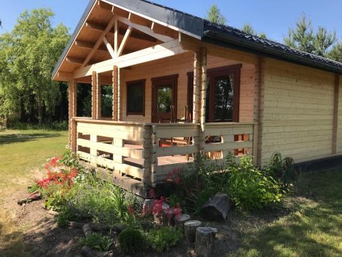 2 bedrooms, 3 beds