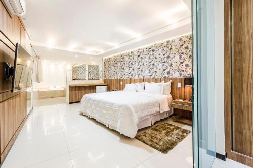 Serata Hotel