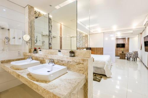 Serata Hotel