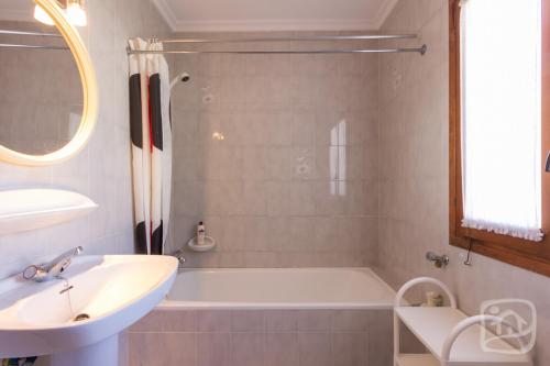 Abahana Villas Kelly 6 - image 6
