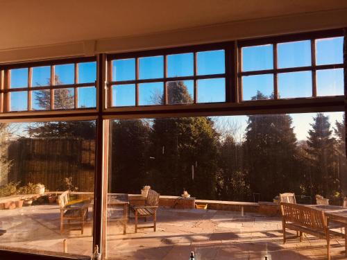 Brass Castle Country House Accommodation - image 5