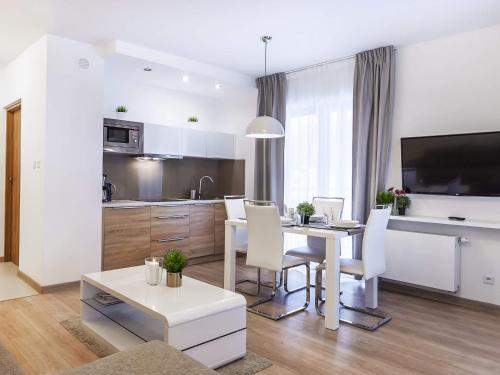 VacationClub – Górna Resorts Apartament 2.08 Szklarska Poręba 