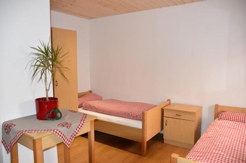 Dreibettzimmer, basic, 3 betten