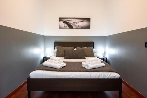 Flaminia 36 Luxury Home - image 6