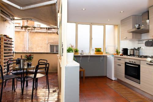 Flaminia 36 Luxury Home - image 8