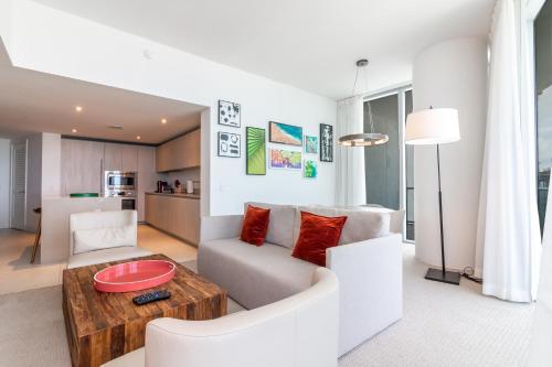Private Ocean Condos at Hyde Beach Resort & Residences - image 6