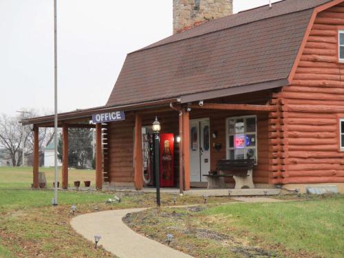 . Motel 6-Shartlesville, PA
