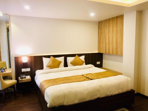 Deluxe Single Room