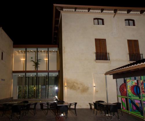 Hotel-Restaurante Casa Blava Alzira in อัลซิรา