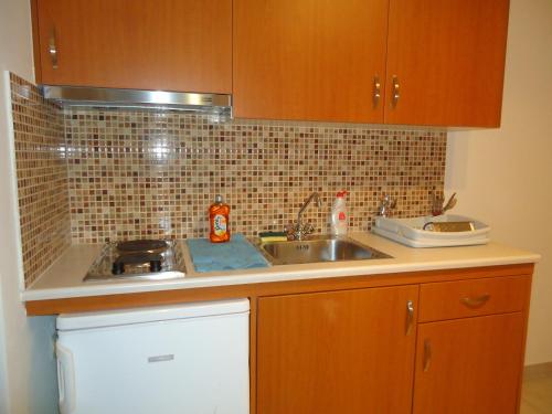 Melissa Rooms - image 8